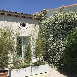 De Cuques T2 Maison d'hôtes