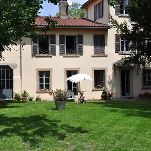 https://le-jardin-de-beauvoir.hotels-rhonealpes.com